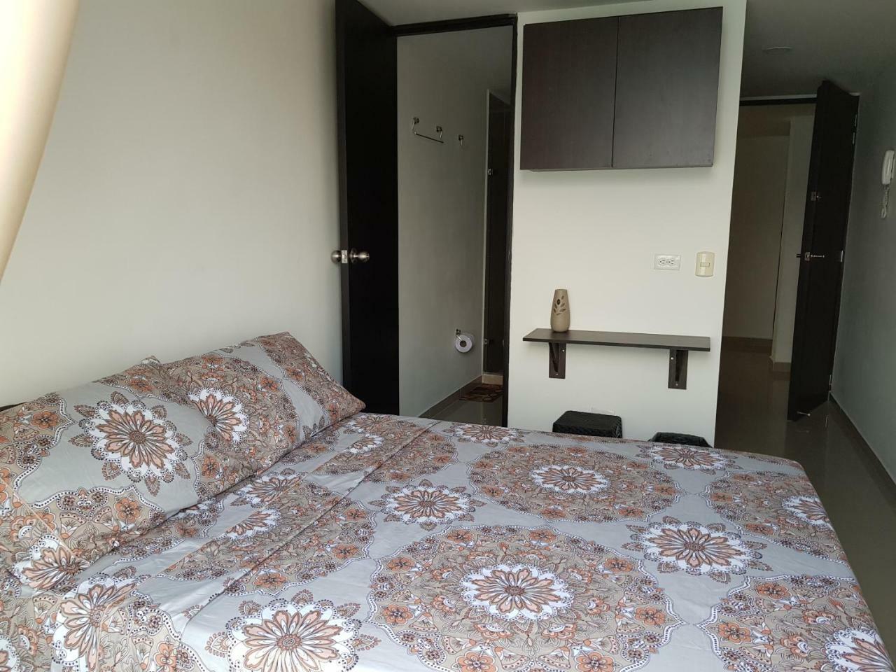 Apartasuites Medellin Los Molinos Exterior photo