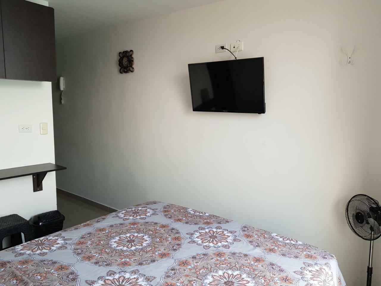 Apartasuites Medellin Los Molinos Exterior photo